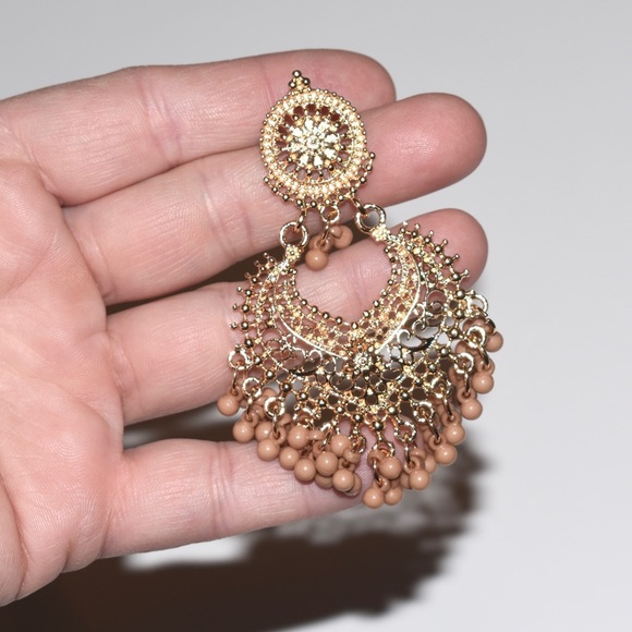 Bohemian style dusky pink and gold dangle earrings elegant opulent detailed - Picture 3 of 4